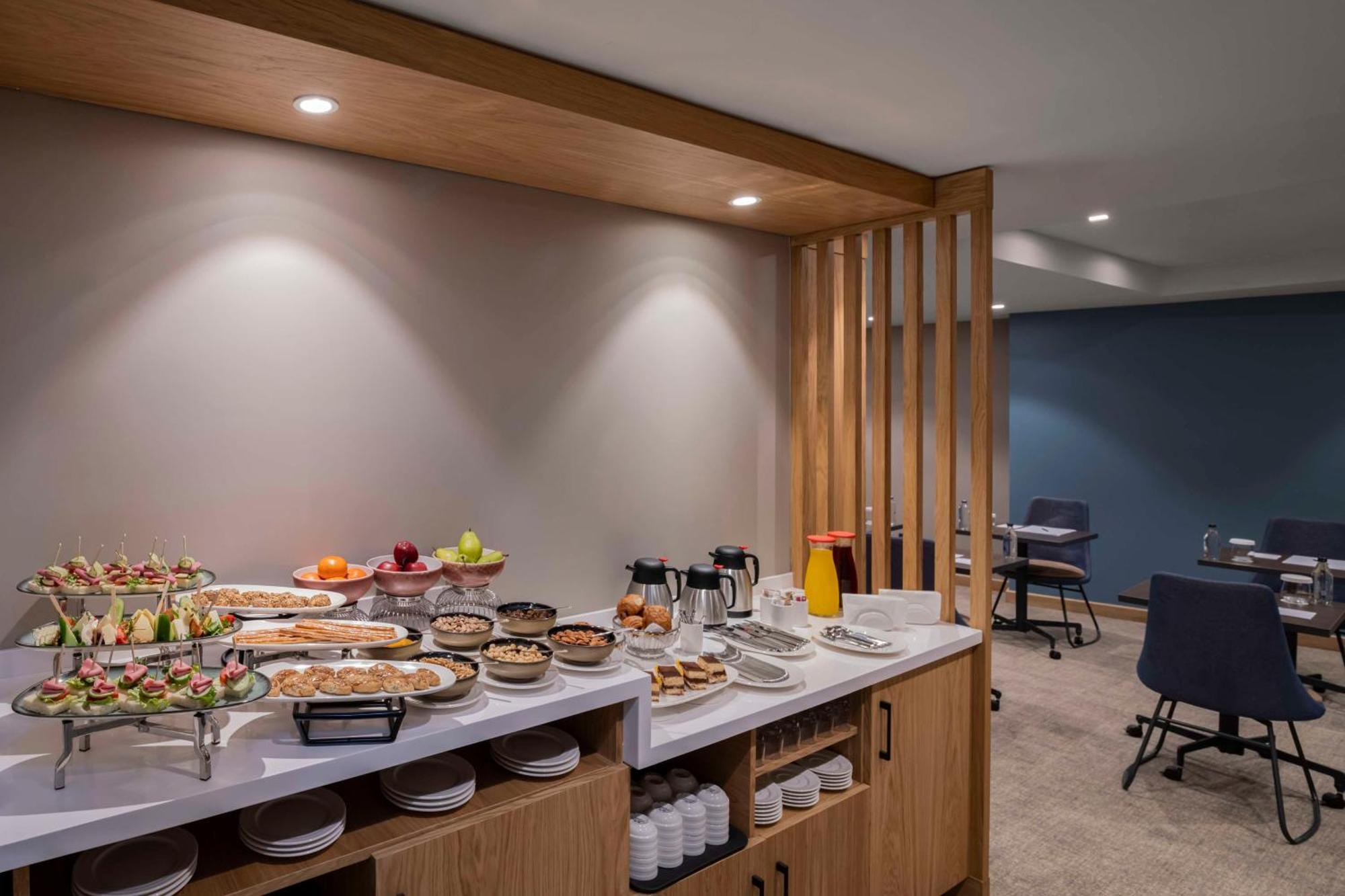 Hampton By Hilton Istanbul Sirkeci Istambul Exterior foto